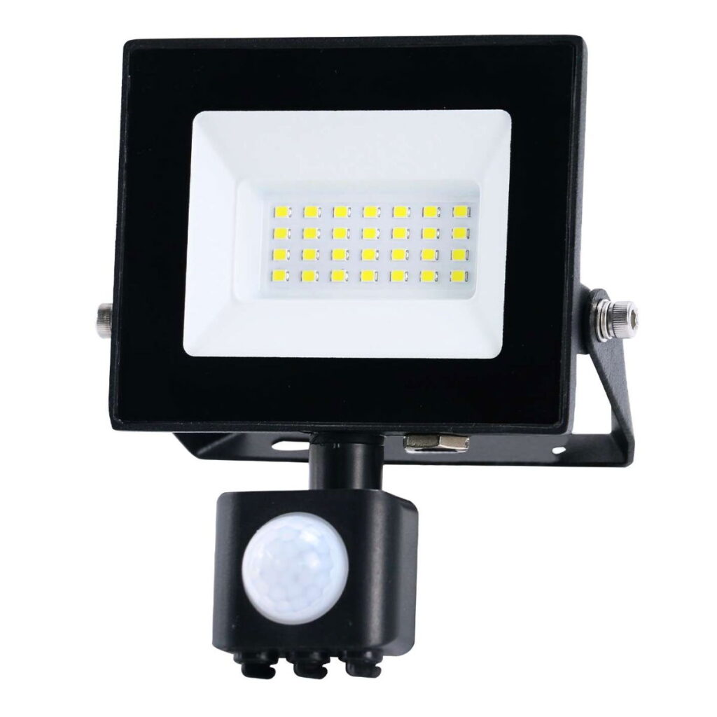 Eveready 20W IP44 LED PIR Floodlight